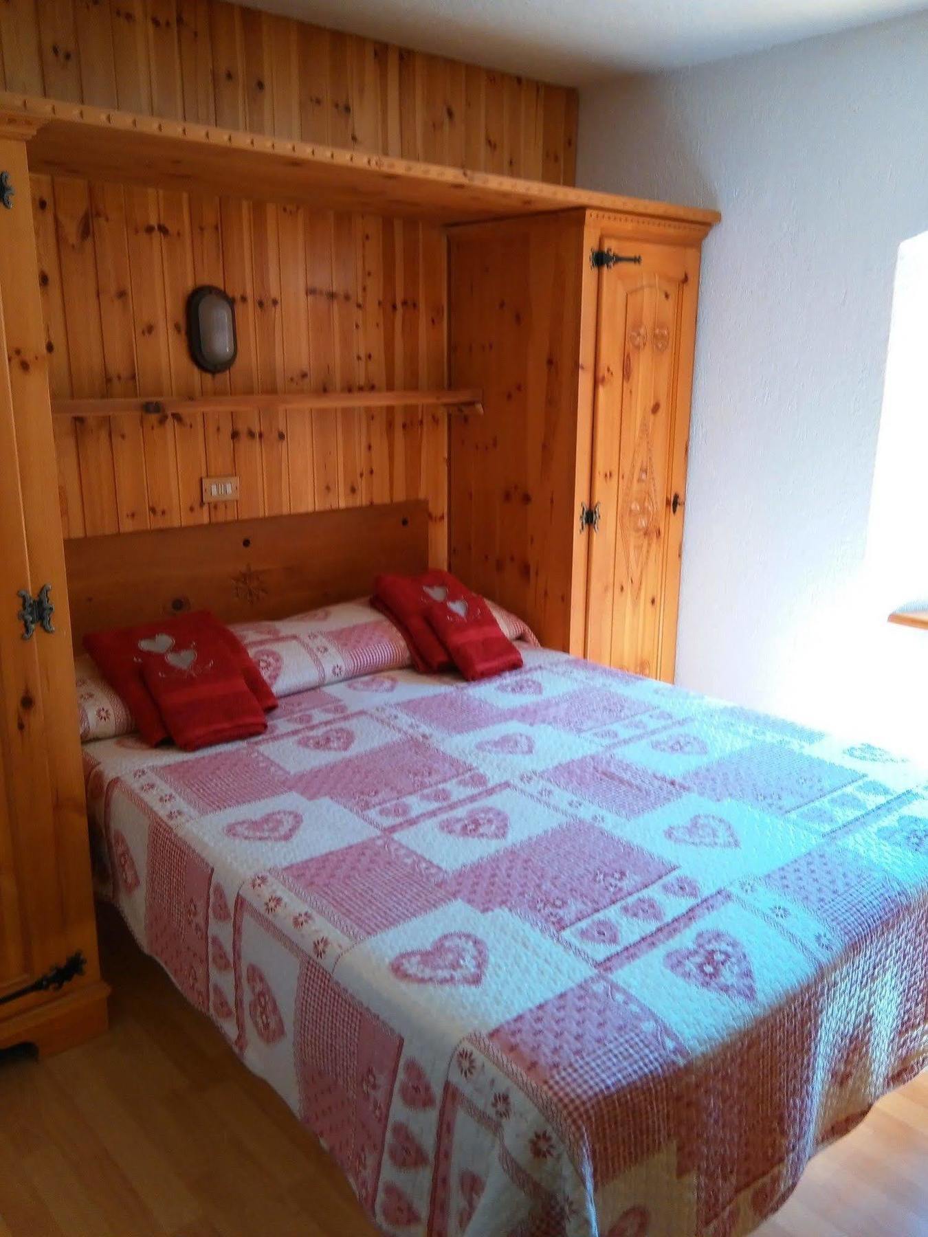 B&B La Vieille Meison De Pappa Sarre Buitenkant foto